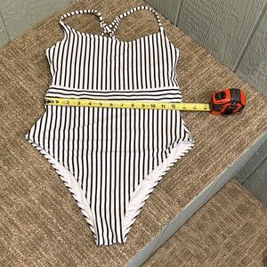 Shade & Shore Black and White Striped Swimwear - M